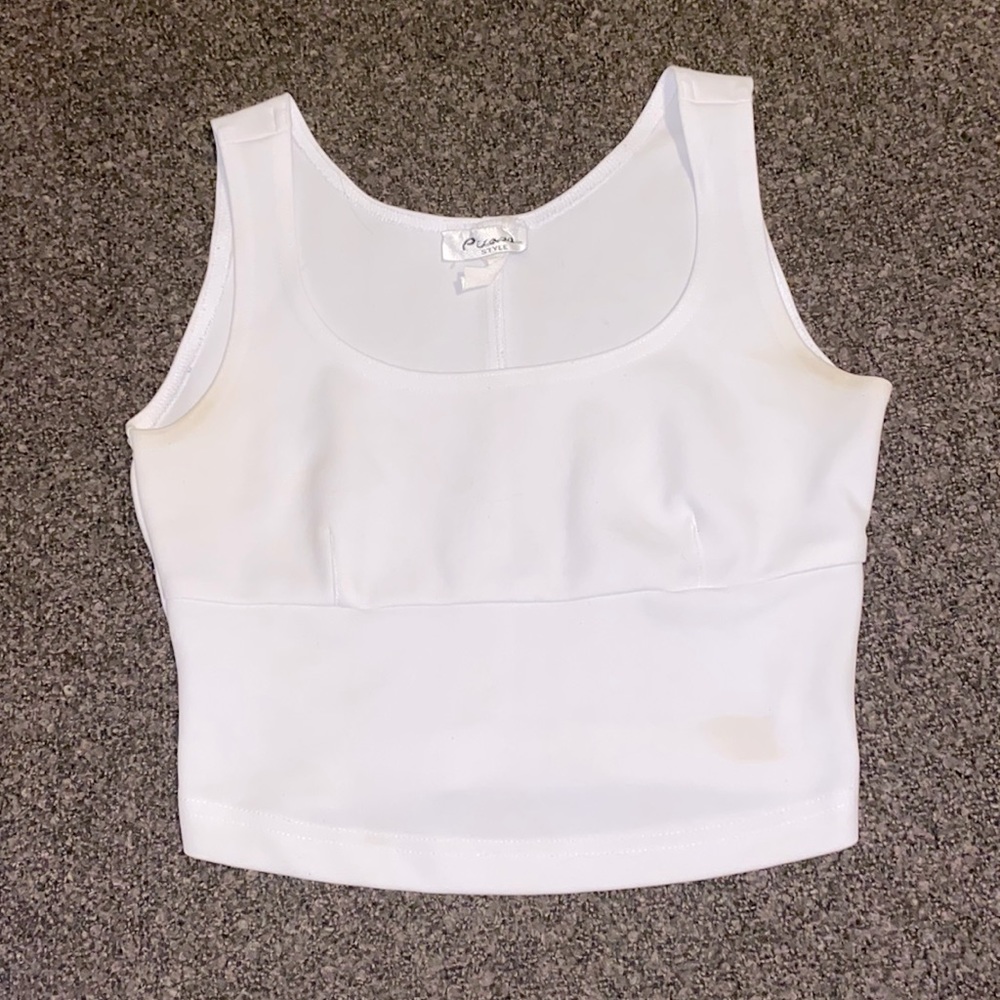 White cropped tank